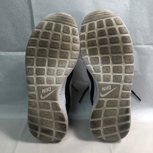 Nike Roshe Runs - Picture 6 of 7